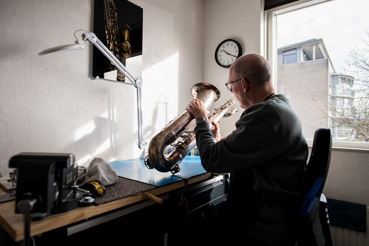 inspectie van instrument bij reparateur inspectie van instrument bij reparateur